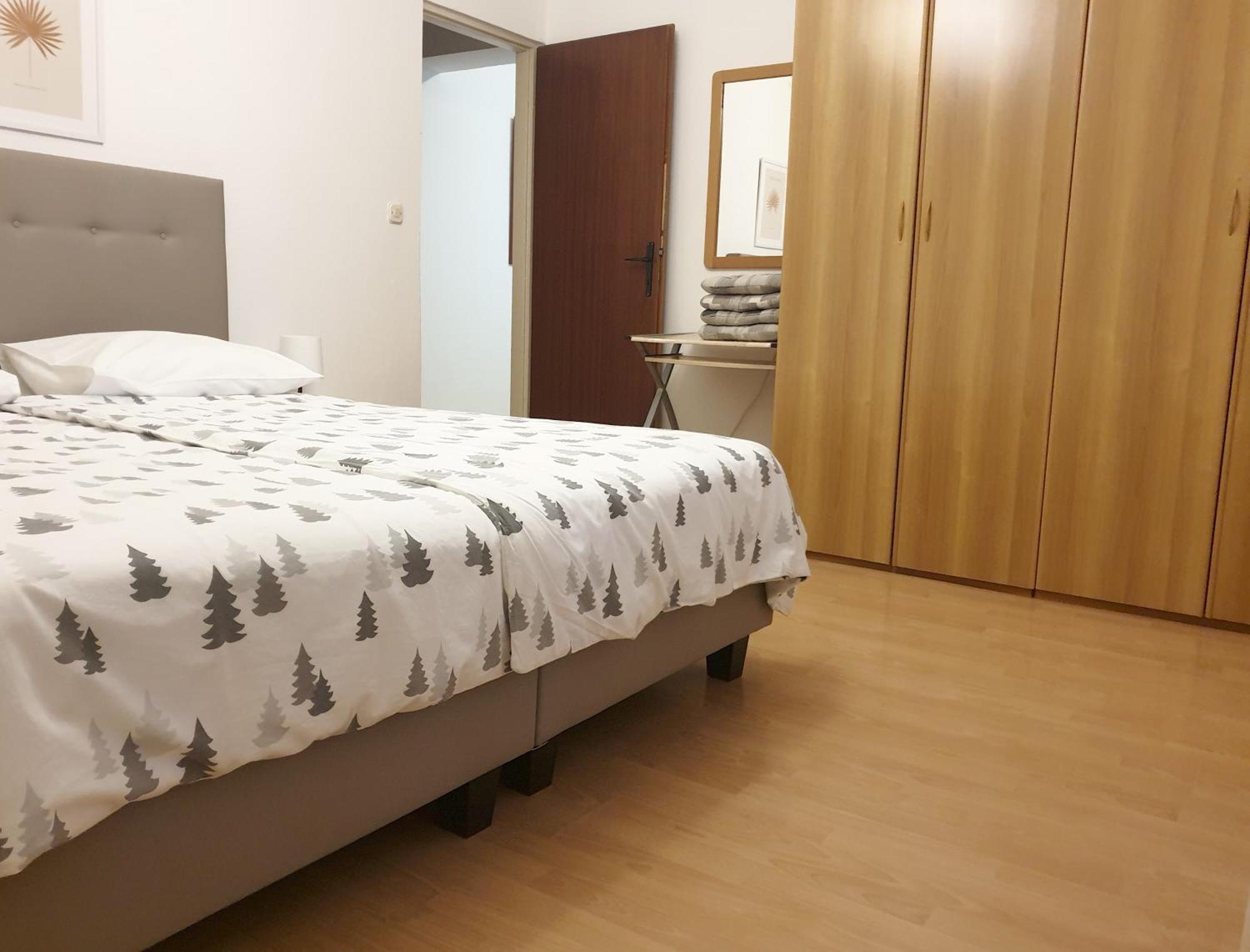 Apartments Tena With Private Parking Pula Exterior photo