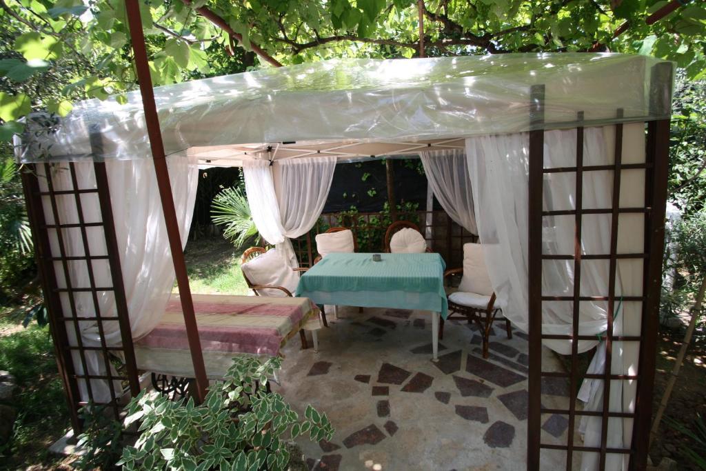 Apartments Tena With Private Parking Pula Room photo